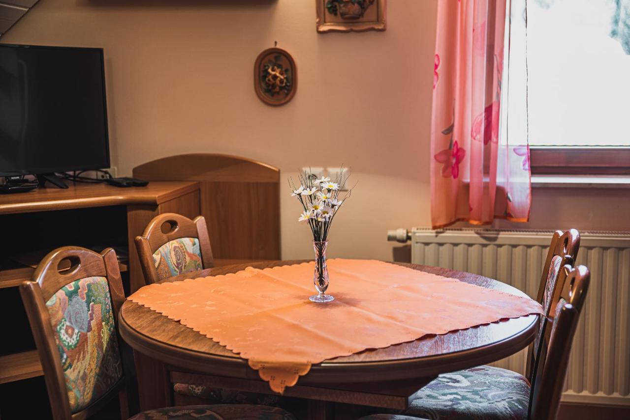 Homestay Kocka Zgornje Jezersko Bagian luar foto